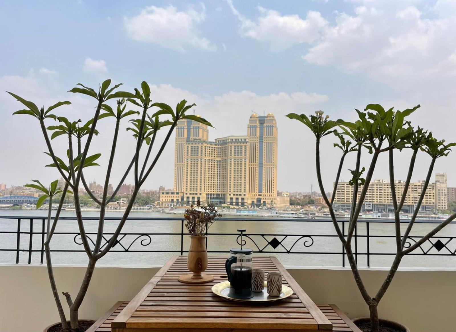Luxury On The Nile - Zamalek Apartments Kairo Exterior foto