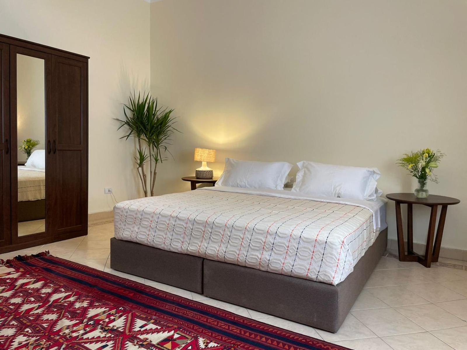 Luxury On The Nile - Zamalek Apartments Kairo Exterior foto